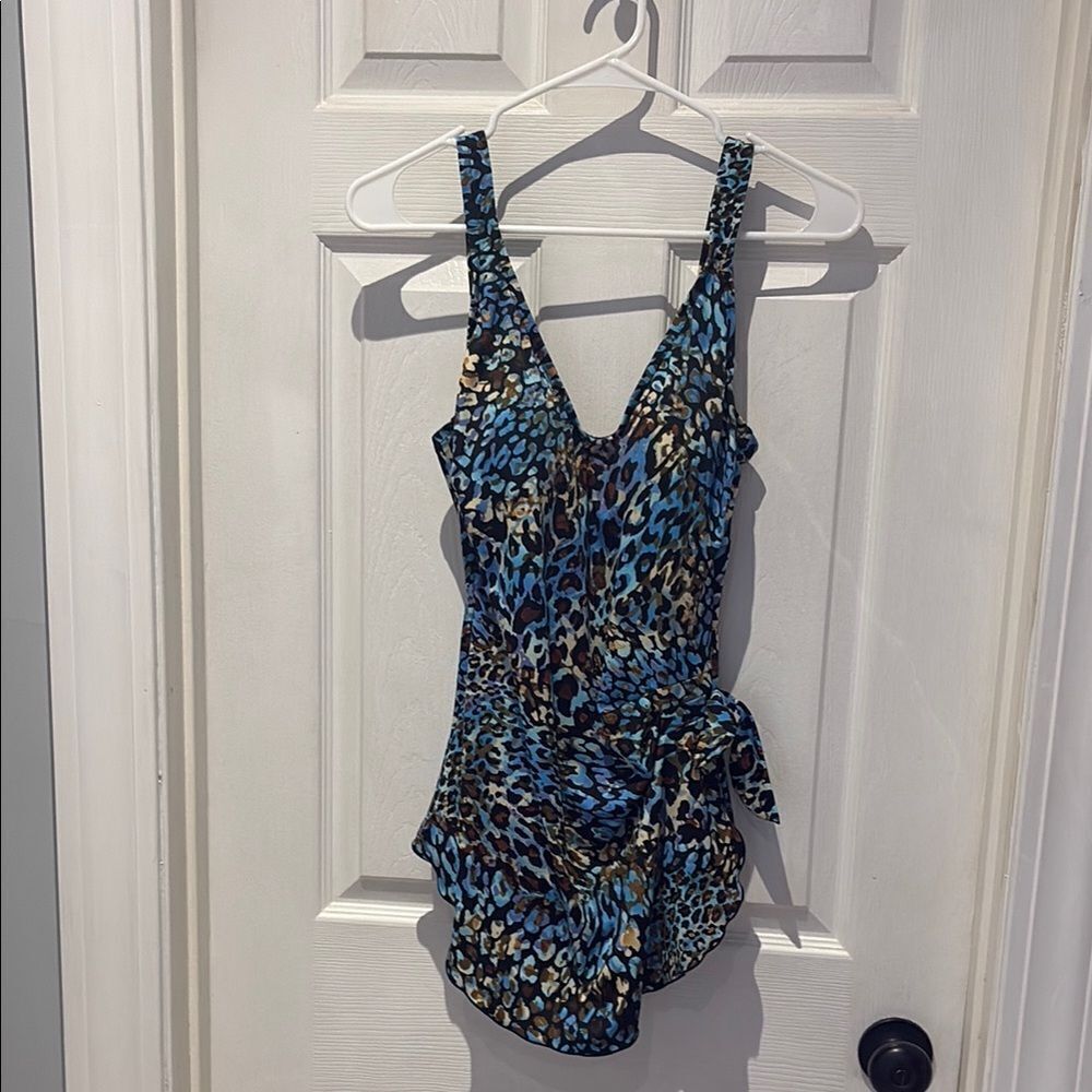 Maxine of Hollywood Chic Leopard print cinched swimsuit SZ 14